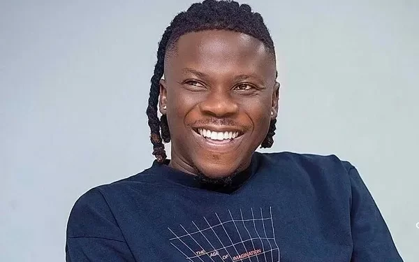 Stonebwoy commends IGP for meeting with celebrities