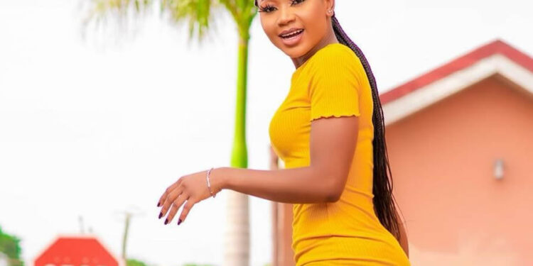 Akuapem Poloo wanted to trend on her son’s birthday but her selfishness landed her in trouble – Arnold Asamoah