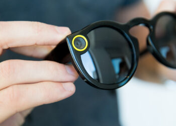 Snap sues US Patent Office to claim a trademark for ‘Spectacles’