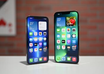 Judge dismisses lawsuit over Apple iPhone water resistance claims