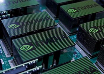 Nvidia CEO says interested in exploring chip manufacturing with Intel￼
