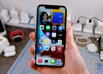 iOS 15.4 is set to release next week