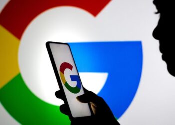 Google tests catching heart, eye issues from smartphone sensors￼