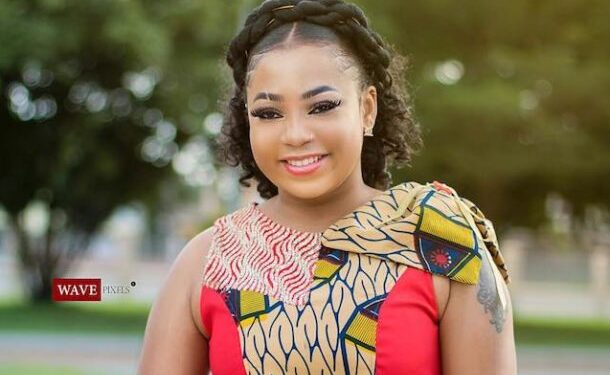 Creative art players mourn with Vicky Zugah and the family