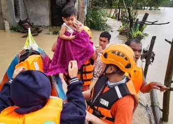 Death toll from Philippines landslides, floods rises to 58
