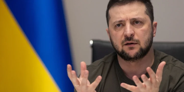 Ukraine: Zelenskyy seeks peace despite expected Russian attacks