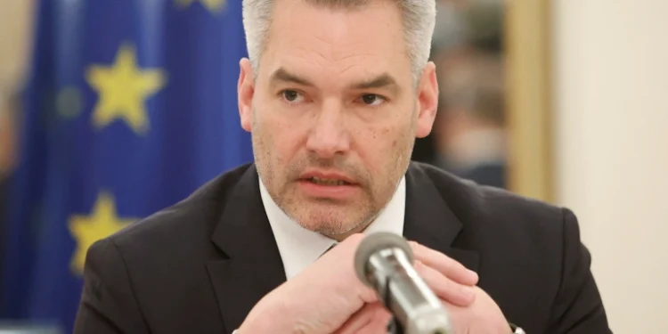 Austrian chancellor tells Russia’s Putin to end Ukraine war