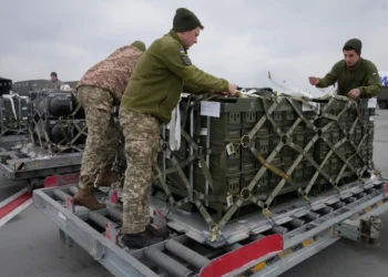 Biden announces additional $800m in US military aid to Ukraine