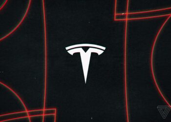 Tesla will no longer include mobile connectors with every car