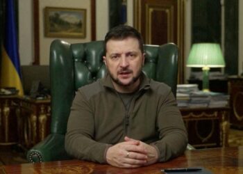Zelenskiy warns Russia could use chemical weapons, calls for more sanctions