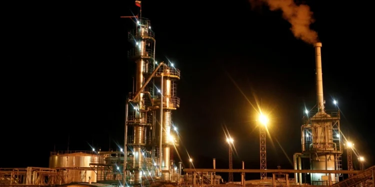 Germany says could drop opposition to Russian oil ban