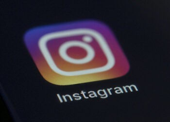 Instagram trials face scans to verify age of users 