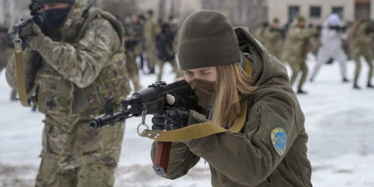 Ukraine resists Russia in east, strikes back in north, south