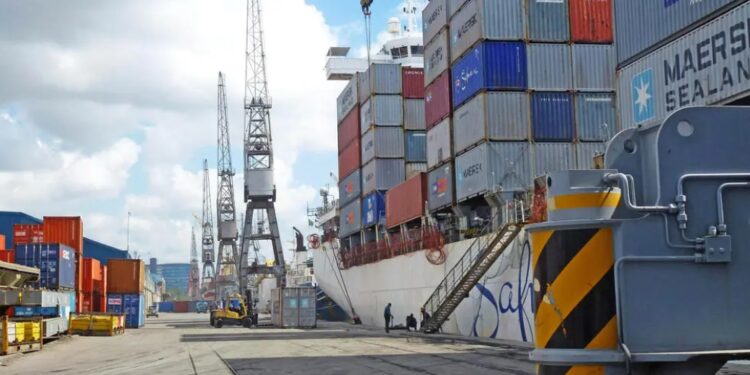 Ghana records a 15 to 17 percent drop in cargo volumes in first nine months of 2022