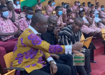 Asiedu Nketiah, Justin Kodua spotted in hearty conversations as tempers flare in Chamber