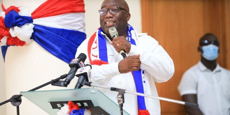 Joe Ghartey picks NPP presidential nomination form