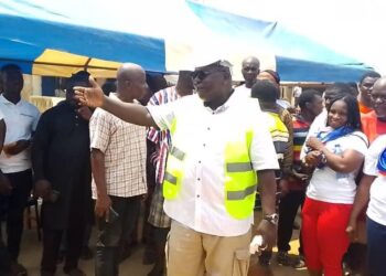 E/R: Suhum Constituency, Akorabo 25 KL roads under reshaping by Hon. Frank Asiedu Bekoe.