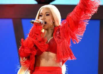 Cardi B set new world record with 176 drone deliveries in an hour