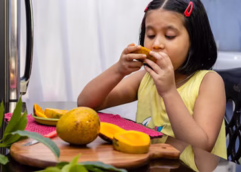 Why eating mango is good for your brain
