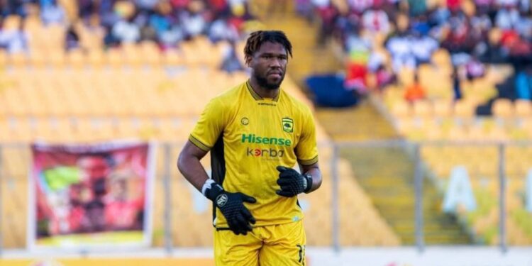 Kotoko Goalkeeper: Mohamed Camara hit gets 5 match ban and GHS20k fine after assault on referee