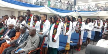 Gov’t reaffirms commitment to universal healthcare with the induction of 118 new doctors and dentists